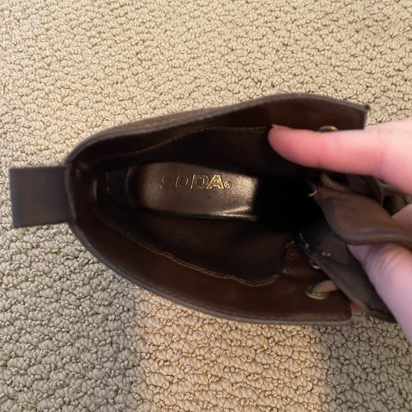 Brown lace up ankle booties - Picture 4 of 10